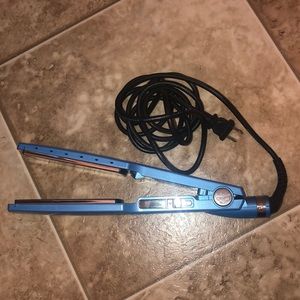 nano titanium BaByliss pro flat iron